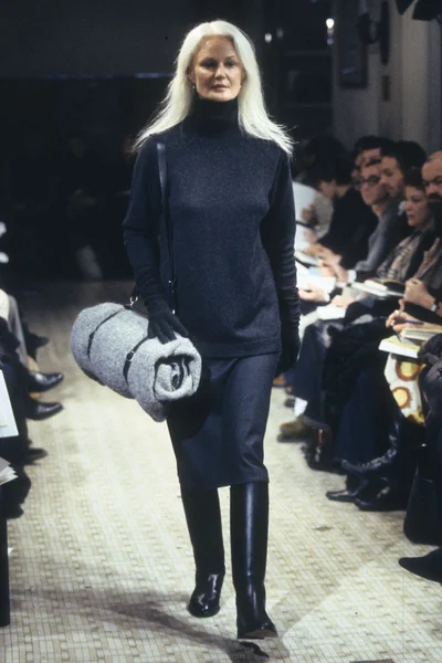 Look 29